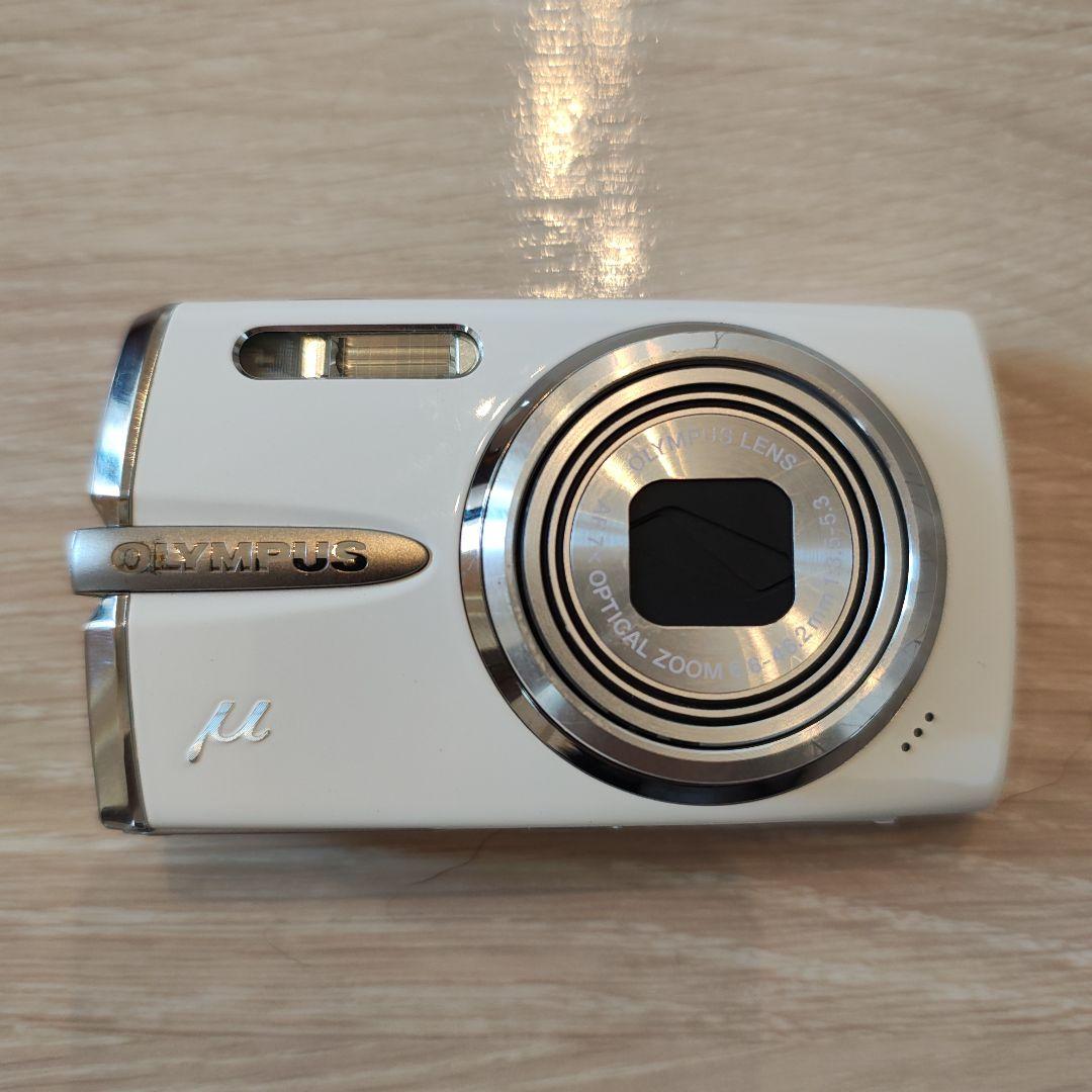 【美品】OLYMPUS μ デジタルカメラ ホワイト Amazon | OLYMPUS デジタルカメラ μ1020 (ミュー) リリーホワイト