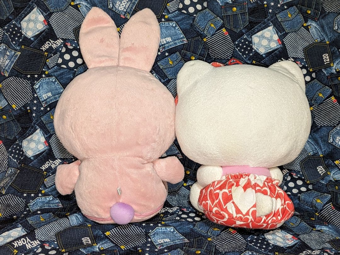 希少♡サンリオ♡キティ♡赤色ハートクッション♡BIGぬいぐるみ