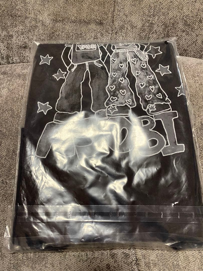 【新品】海外限定グッズYOASOBI Tシャツチャコール(XL) yoasobi