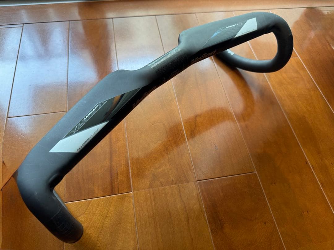 【最終値引】Vision Trimax Carbon Aero ハンドル Vision Trimax Carbon Aero Handlebar | Strictly Bicycles – Strictly