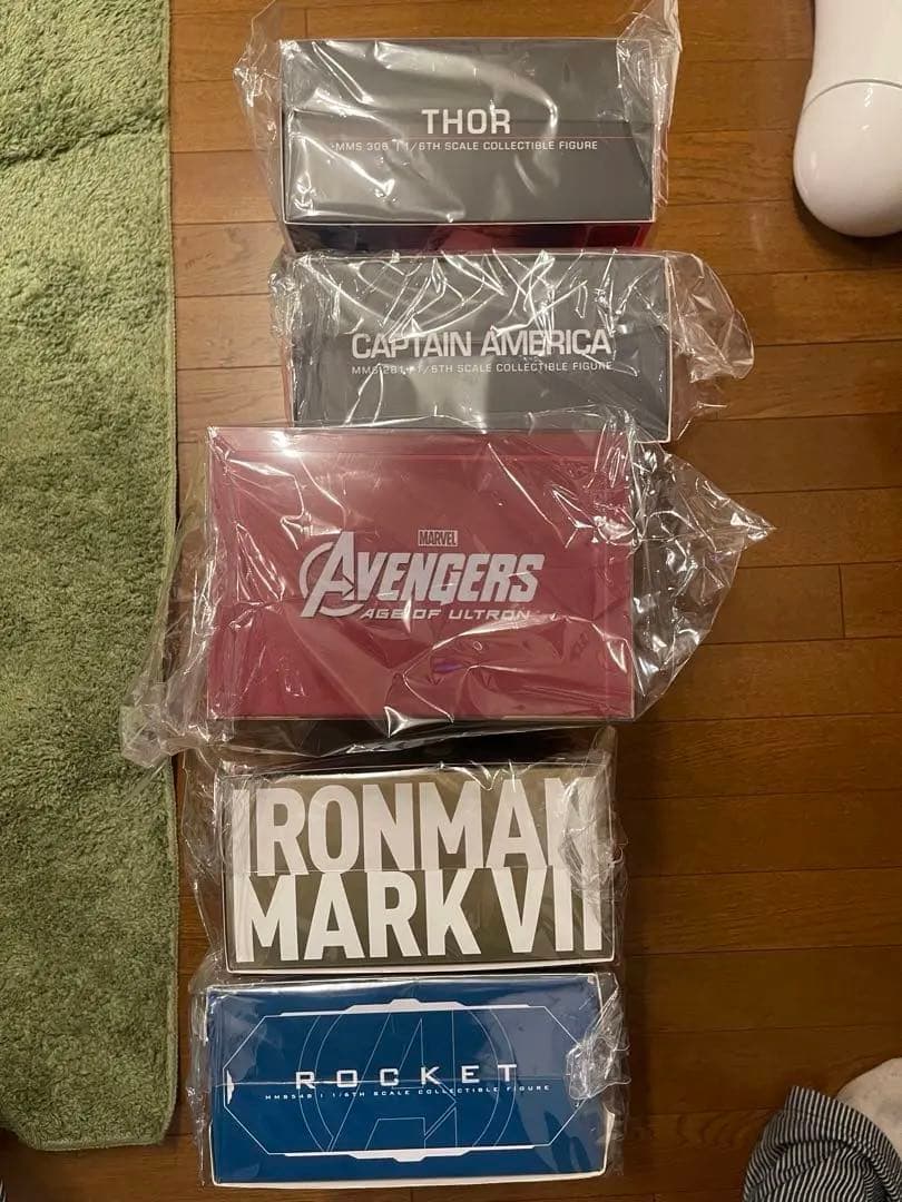 Hot toysセット アイアンマン　ロケット　キャプテンアメリカ　マイティソー