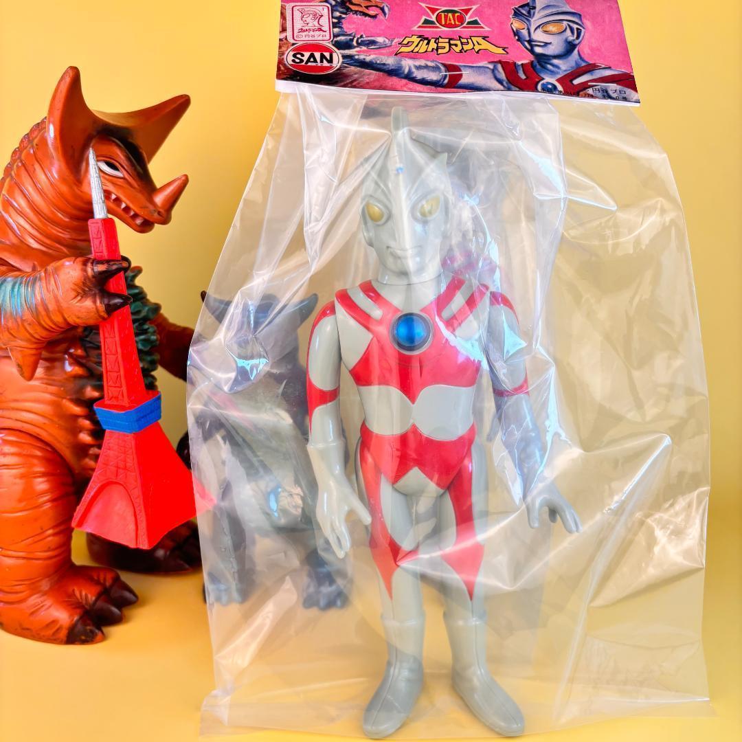 Ken　マルサン ウルトラマンエース 450 グレー ゴモラ東京タワー付き