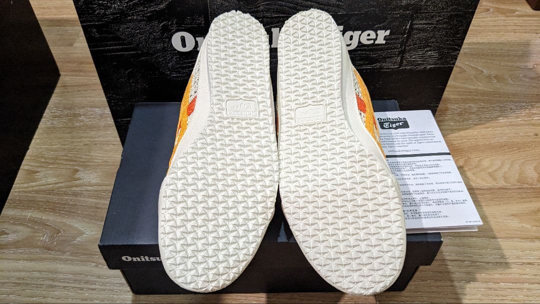 虎 2足 ・オニツカタイガー製シューズ、高級サンダルカラー、阪神