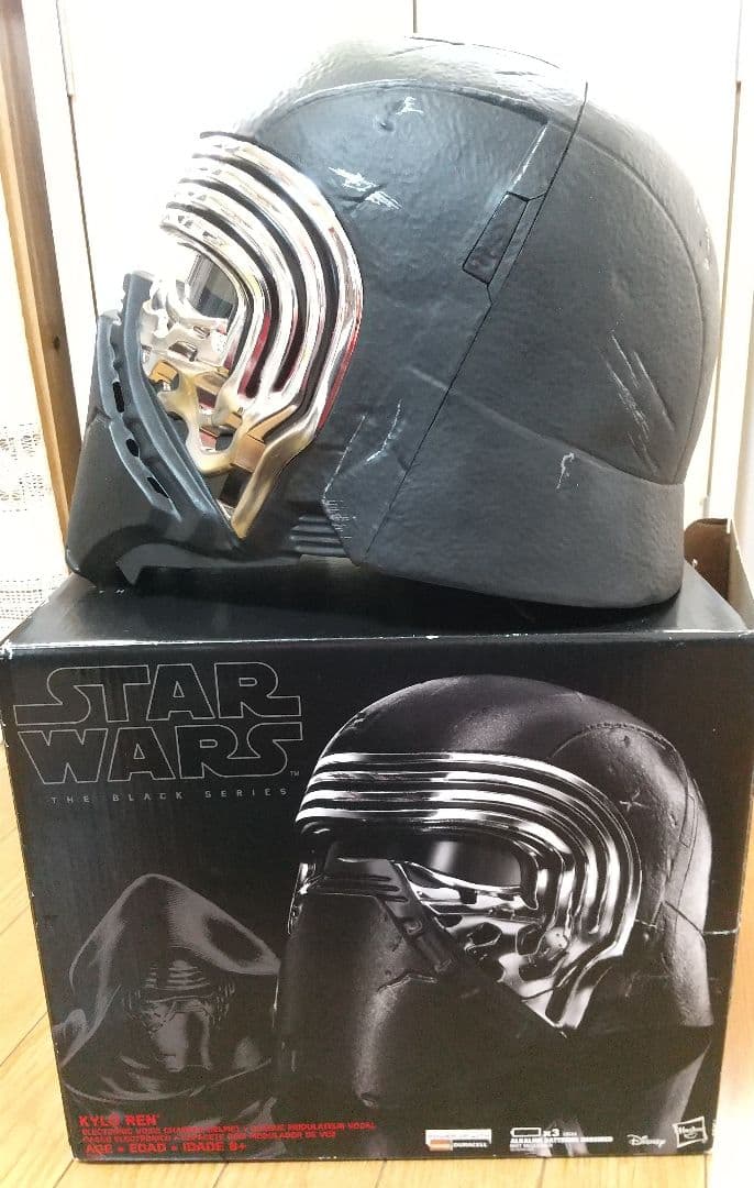 スターウォーズ ブラックシリーズ ボイスチェンジャーヘルメット カイロ•レン