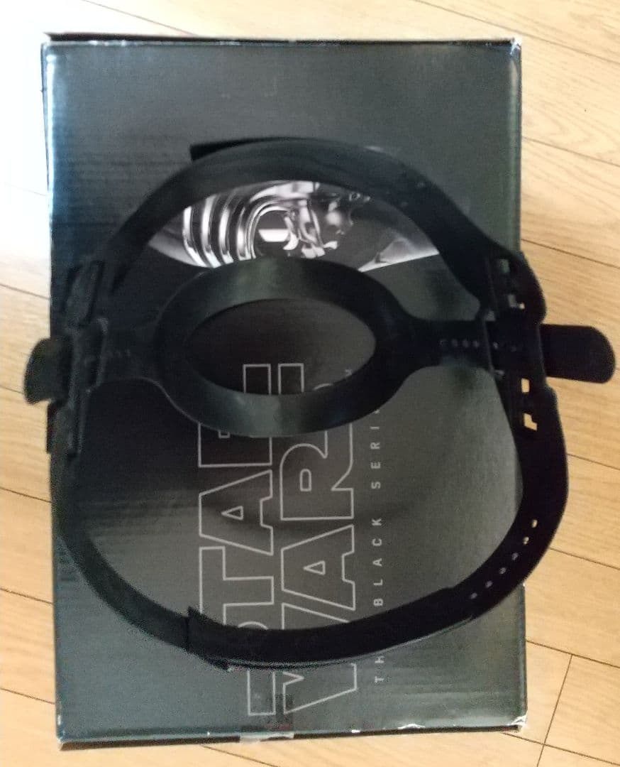 スターウォーズ ブラックシリーズ ボイスチェンジャーヘルメット カイロ•レン