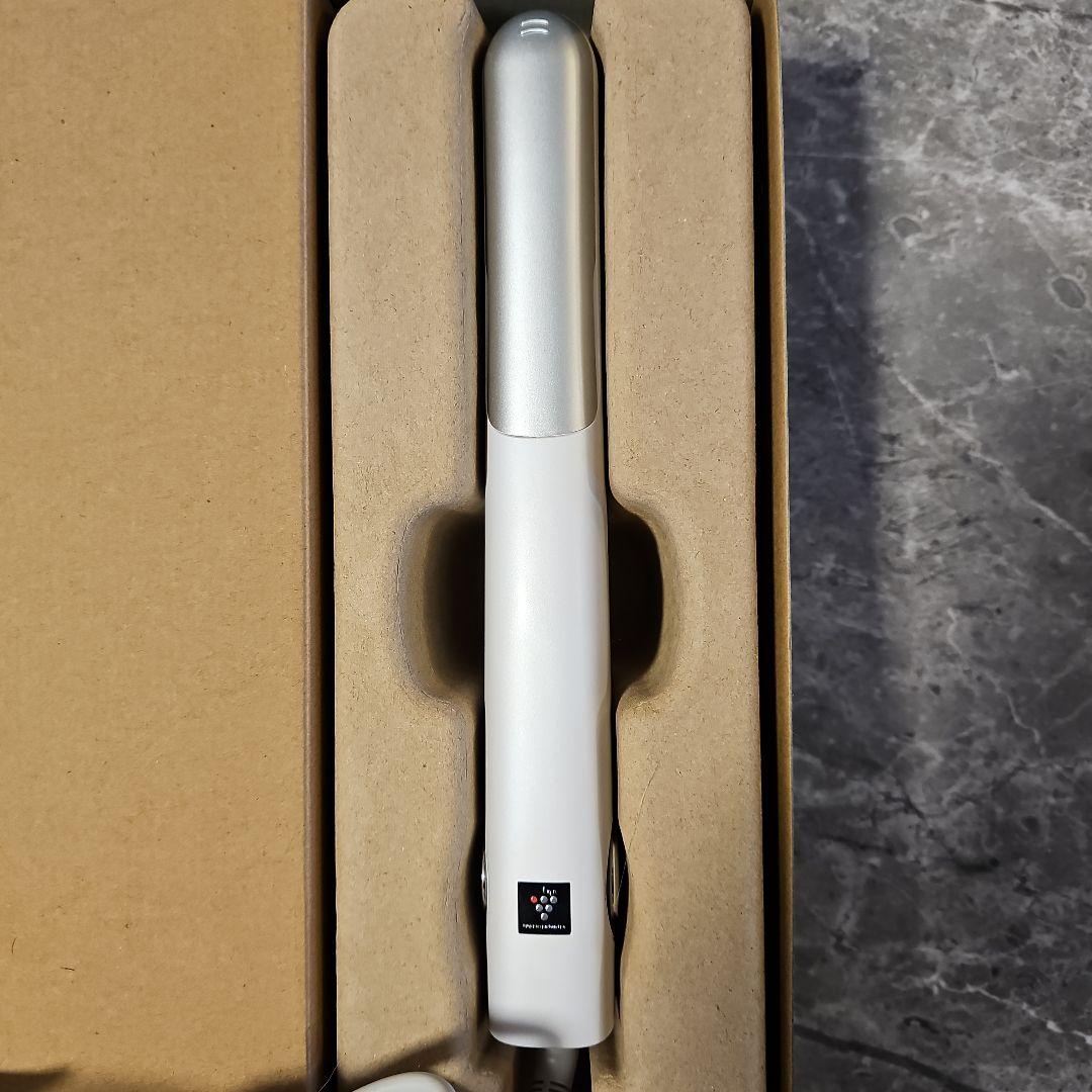 シャープ プラズマクラスターストレートヘアアイロン IBS8000ホワイト美品 IB-S8000-W ルミナスホワイト プラズマクラスターストレートヘア