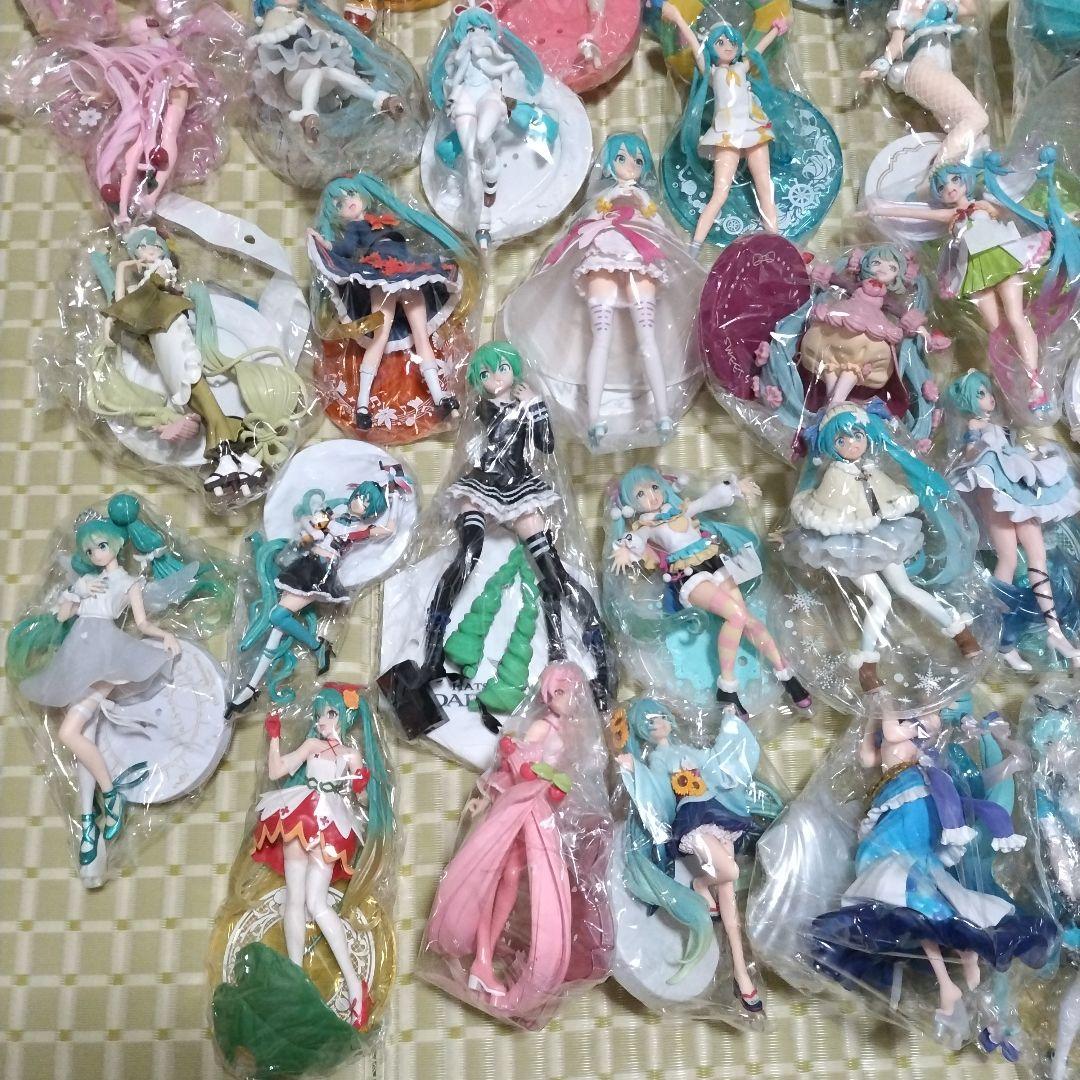 初音ミク 美少女 フィギュア 大量 まとめ売り 詰め合わせ かぶり無 60体以上