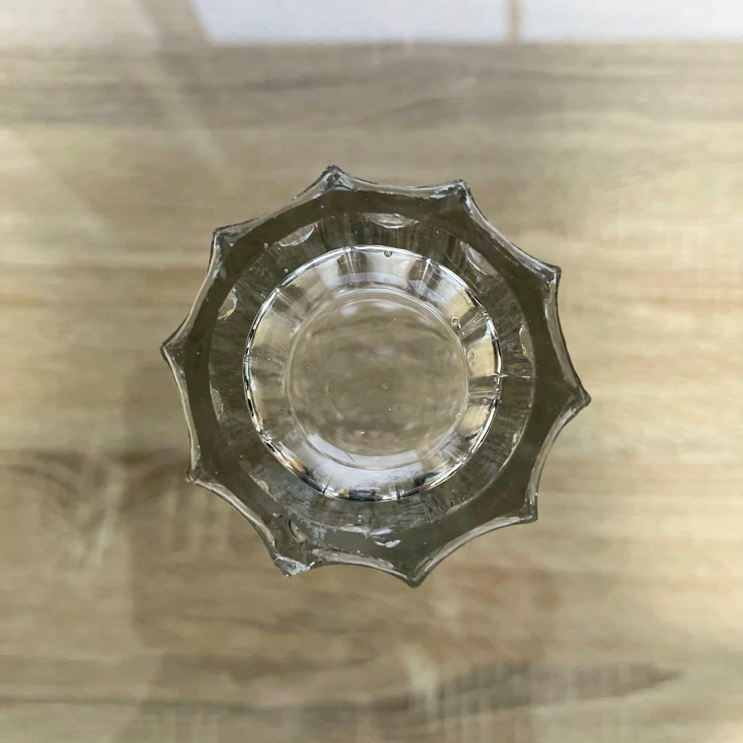 骨董 時代ガラス ゆらゆら 気泡入り 希少銀色 水飲みコップ 剣先コップ