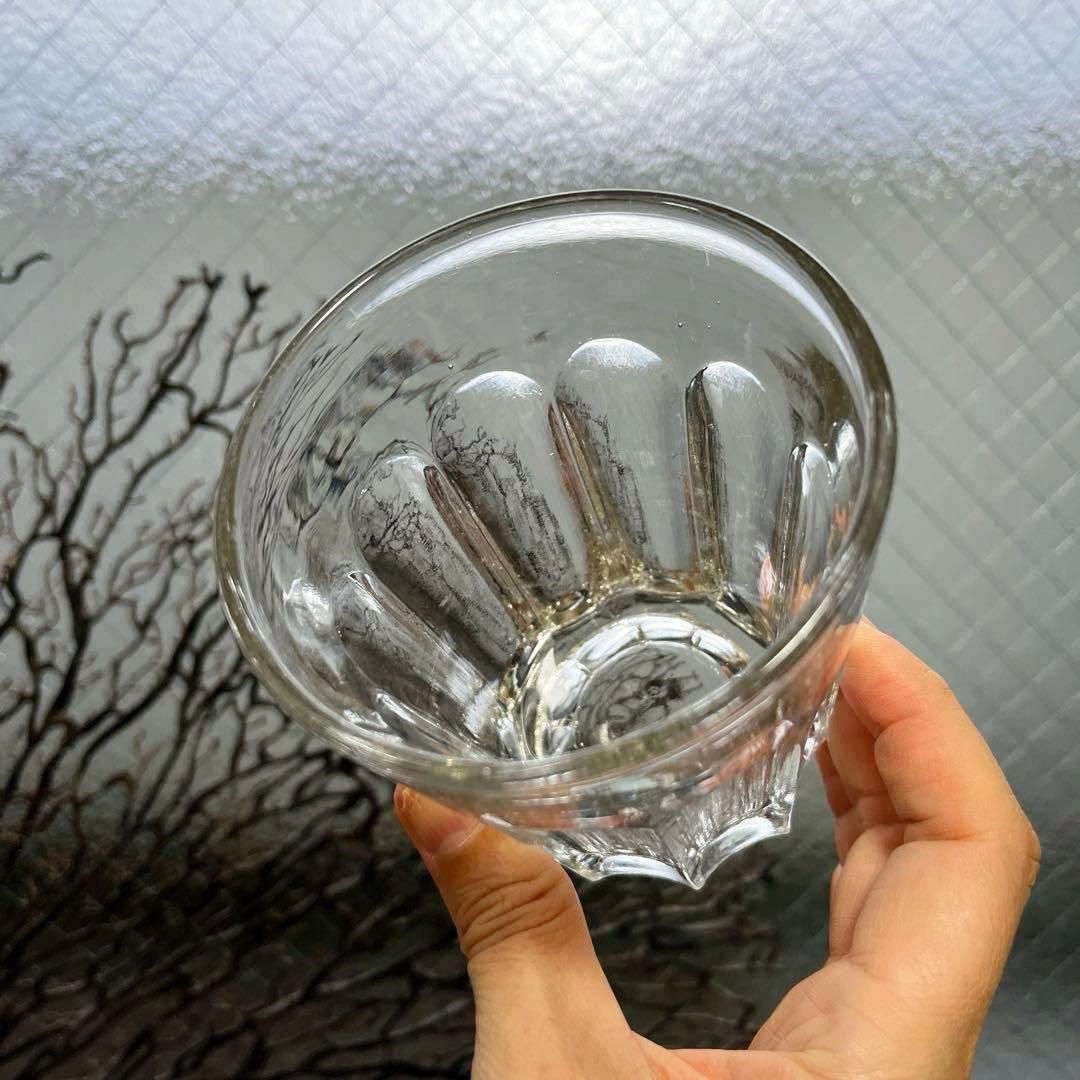 骨董 時代ガラス ゆらゆら 気泡入り 希少銀色 水飲みコップ 剣先コップ