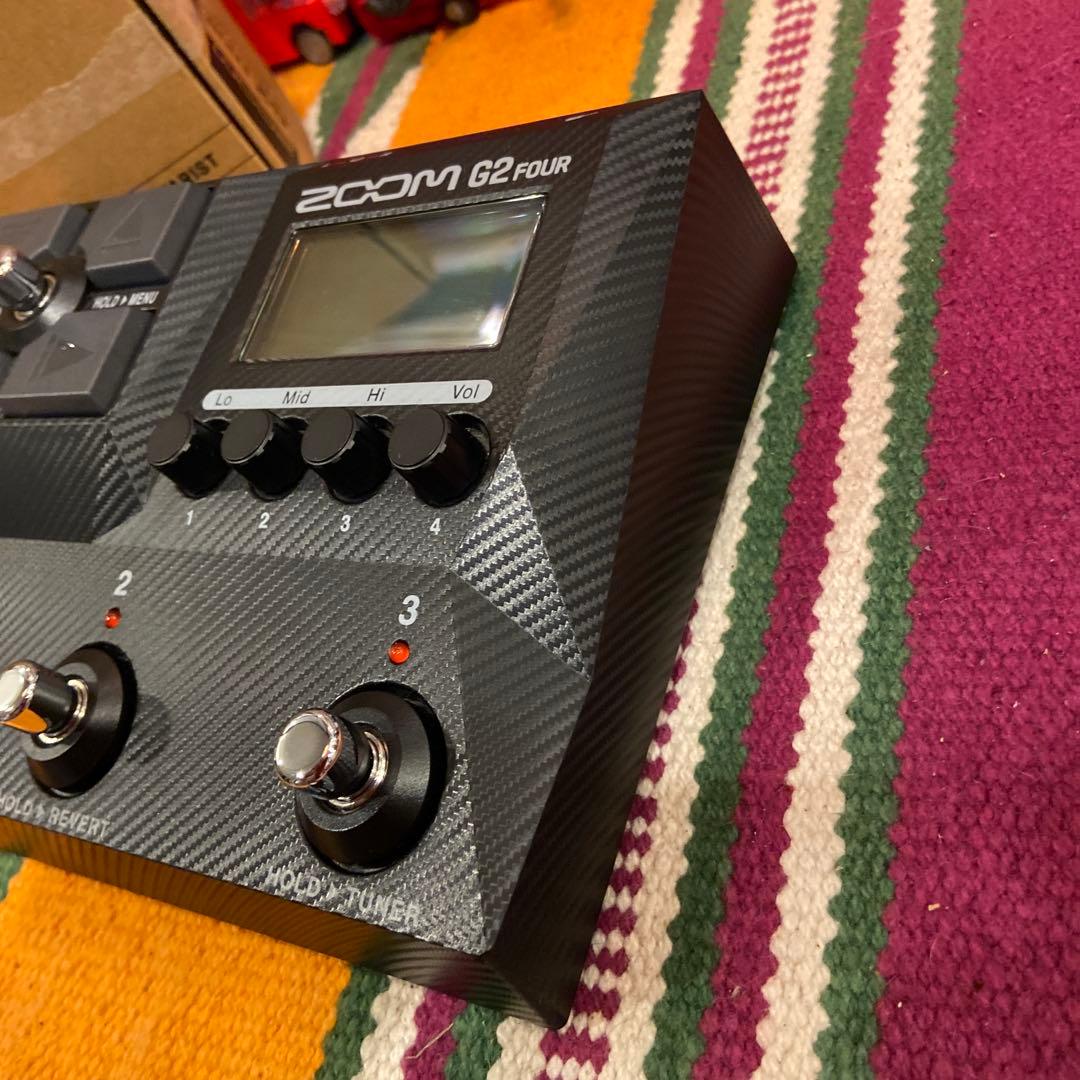 ZOOM G2 FOUR 傷なし 極美品 値下げ不可 G2 ZOOM FOUR 傷なし 極美品