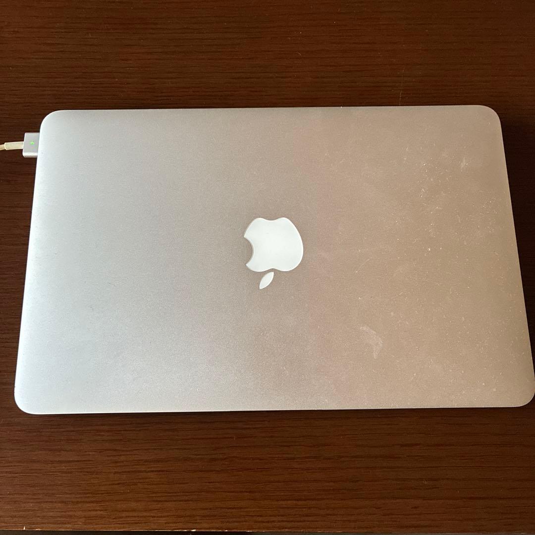 MacBook Air (11-inch, Early 2014) - メルカリ