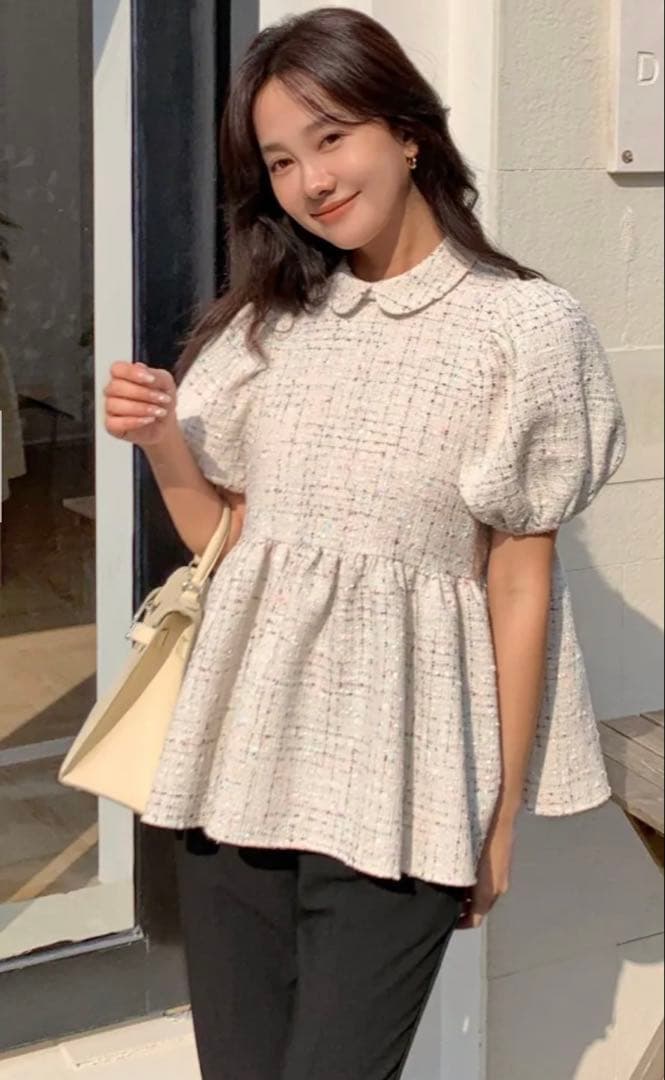 birthdaybash パールボタン　ペプラム　トップス　新品 新品 バースデーバッシュ✨パフスリーブ パール ボタン ペプラム