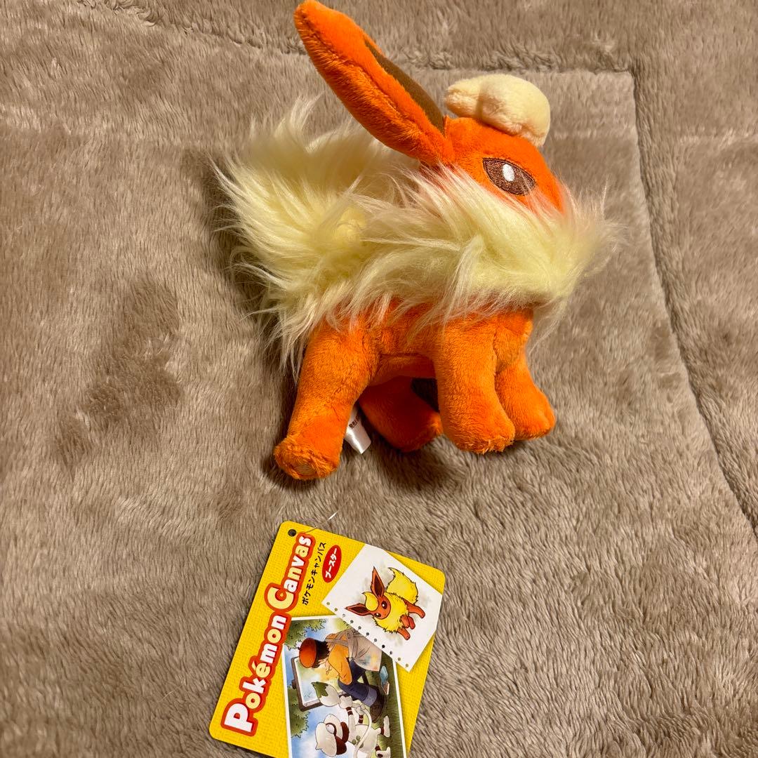 ポケモンセンター　ブースター　キャンバス　ぬいぐるみ