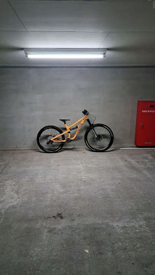 引き取り限定】canyon spectral 24年モデル 29インチ - メルカリ