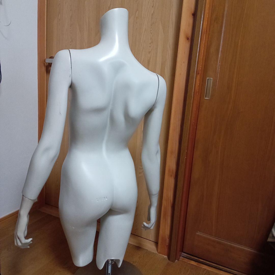 た*ぽ様 女性マネキン（傷あり、スタンド付き）