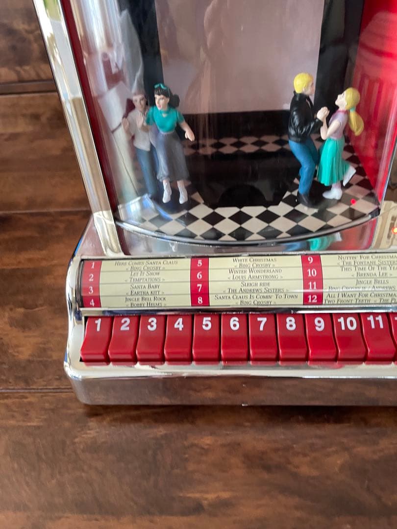 ミスタークリスマス　ゴールドラベルジュークボックス　ロック　12曲 ダンス人形