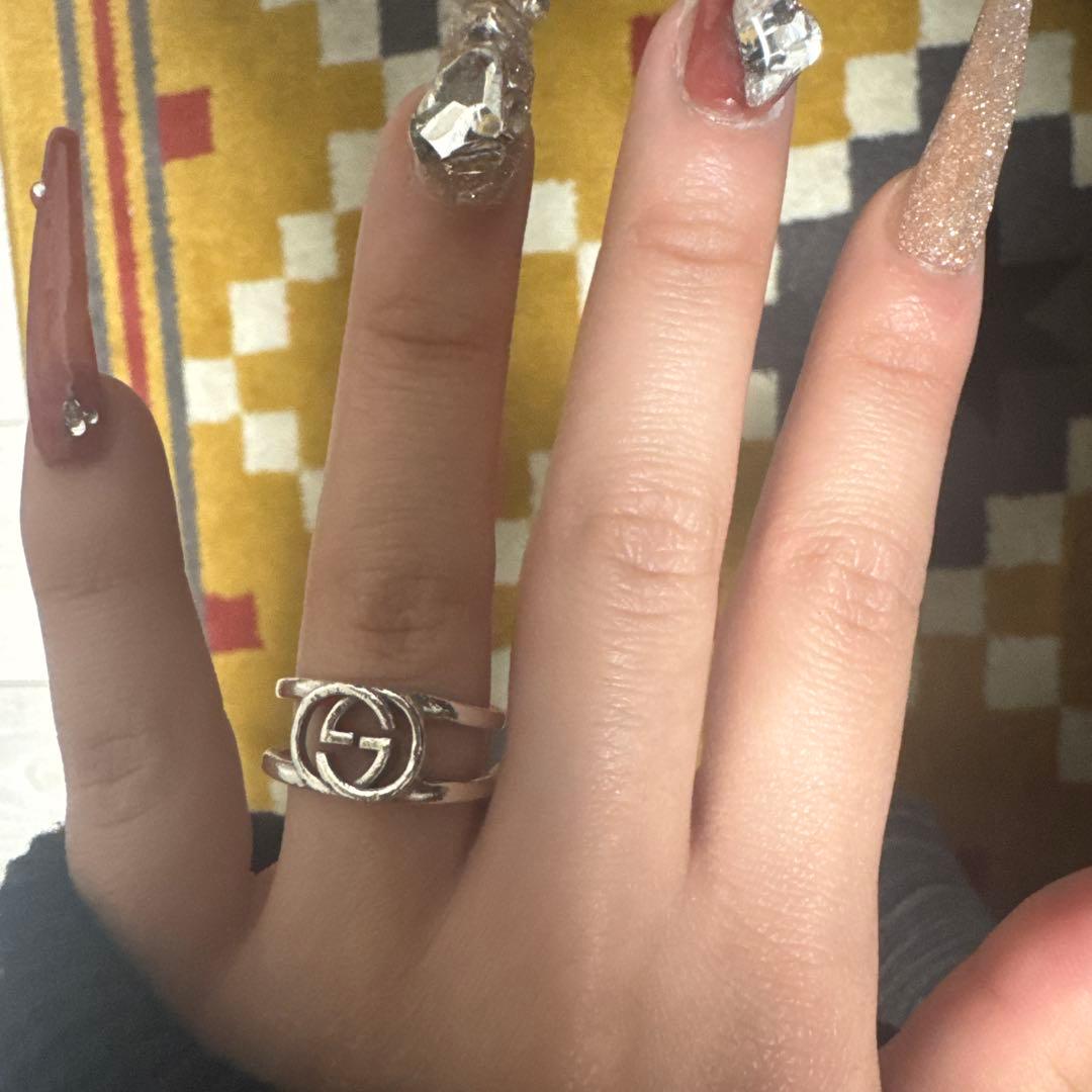 き*。様 Gucci シルバー ロゴリング Amazon.co.jp: [グッチ] Gucci シルバー リング ロゴ GUS-163179-J8400