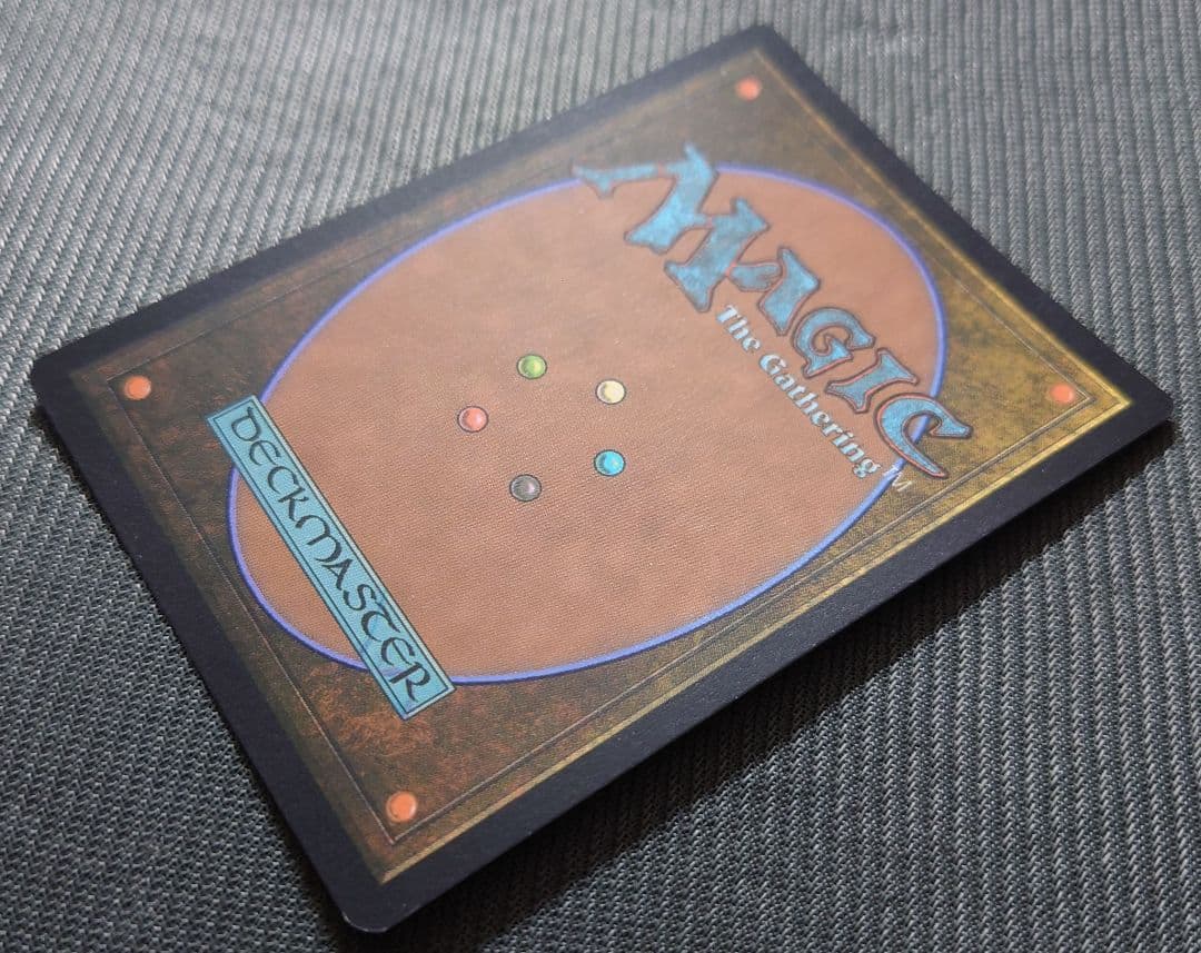 mtg 稀少 高騰中 サージFOIL シルバーシュラウドの衣装 日本語版 pip