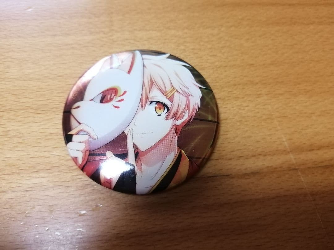 アイナナ 和泉三月缶バッジ - メルカリ