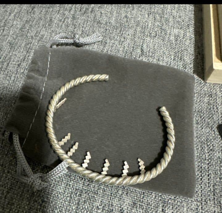 淺野屋健一のシルバーアクセサリー。しめ縄 紙垂。 - メルカリ