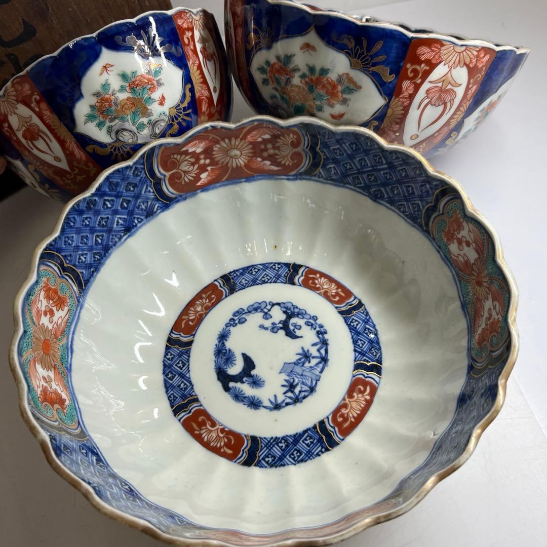 古伊万里　染錦菊割ミツ鉢　木箱　幅約24/21/18㎝　東Y7-0725③タカサ 古伊万里染付 菊図 台鉢 | 古美術ささき