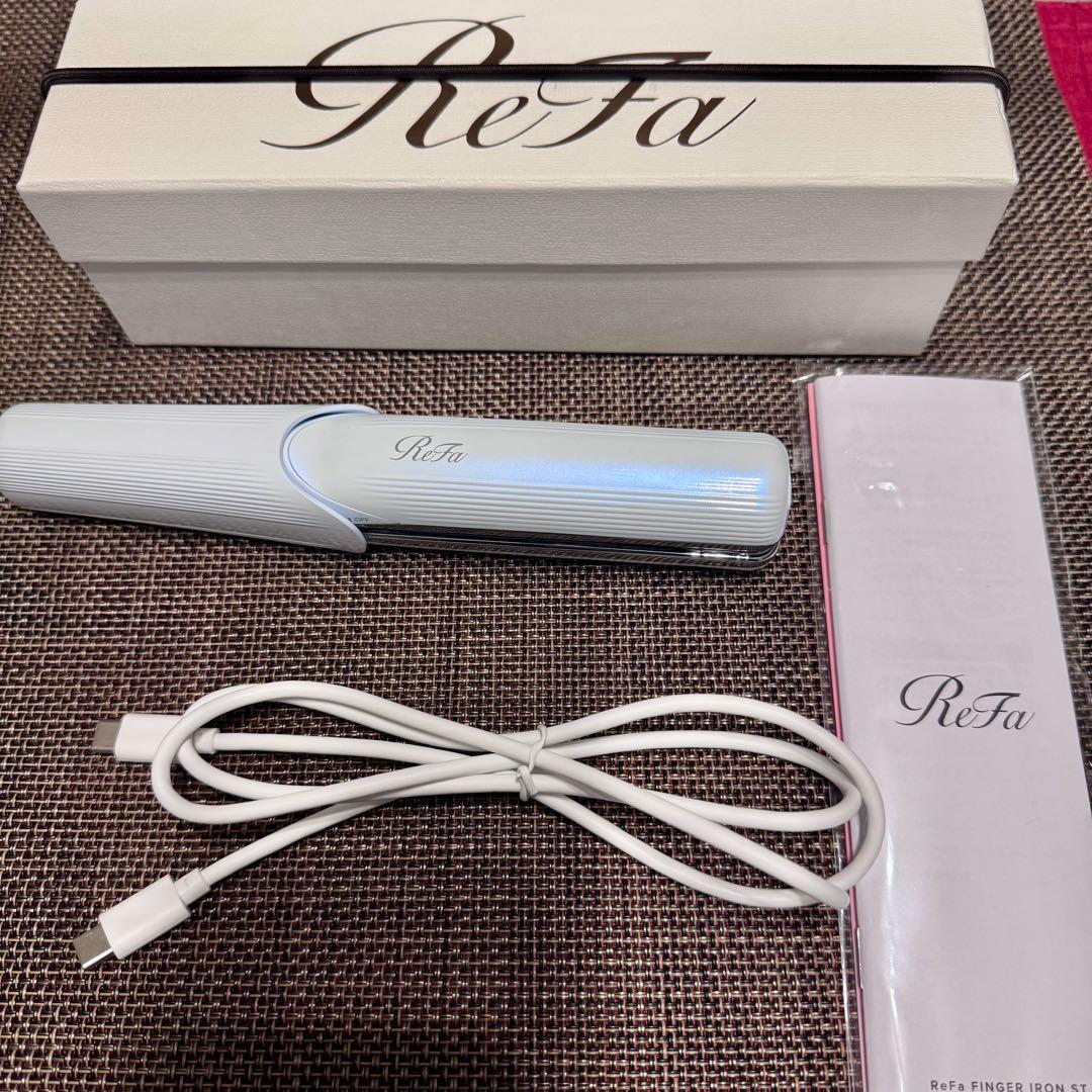 【未使用に近い】リファ フィンガーアイロン ST ホワイト ReFa BEAUTECH リファ フィンガーアイロン ST ホワイト FINGER IRON RE