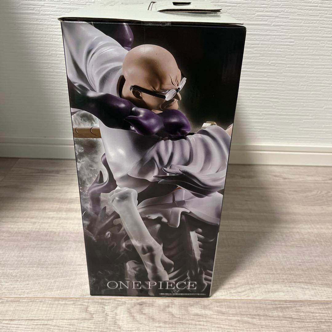 【一番くじ】ラストワン&D賞　未来島エッグヘッドくまvsサターン聖　おまけ付き