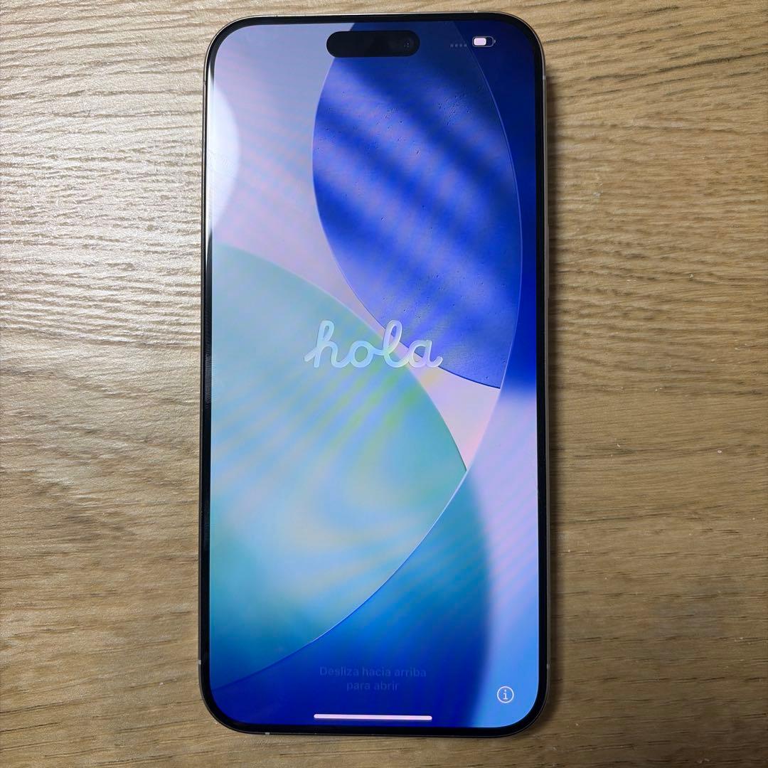 iPhone 15Pro maxホワイト 電池容量100% おまけ付 ip15pmmtm2306s-1_wm.jpg