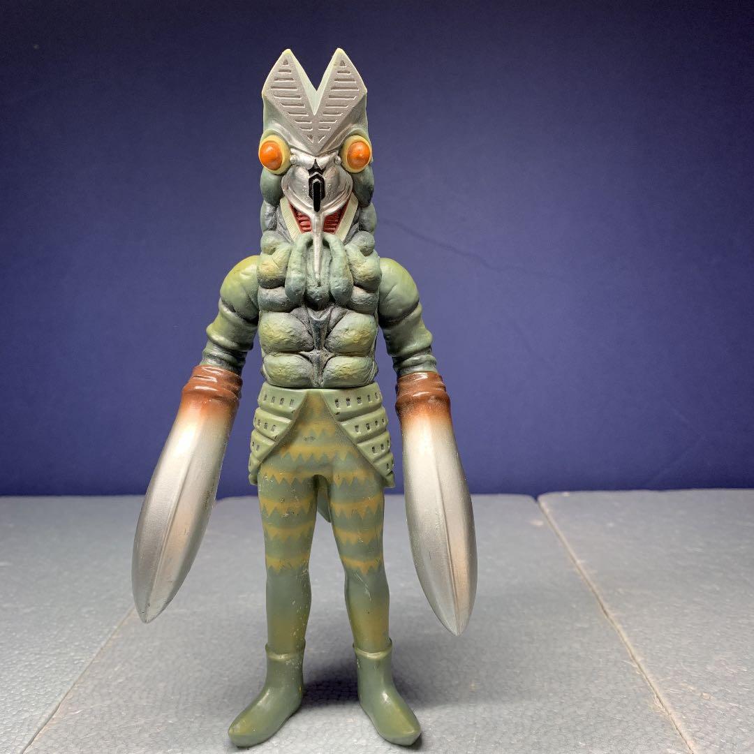 バンダイ バルタン星人 ソフビ2004 - メルカリ