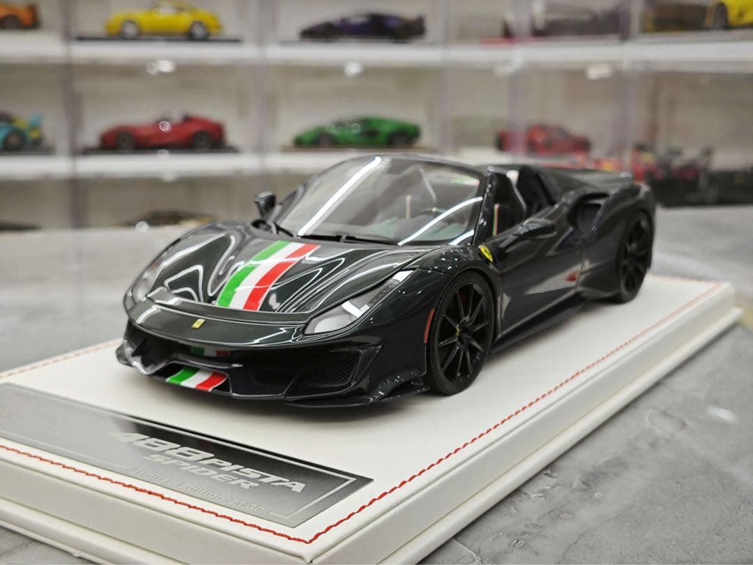 希少 DM モデル 1/18 フェラーリ 488 ピスタ ミニカー 限定30台