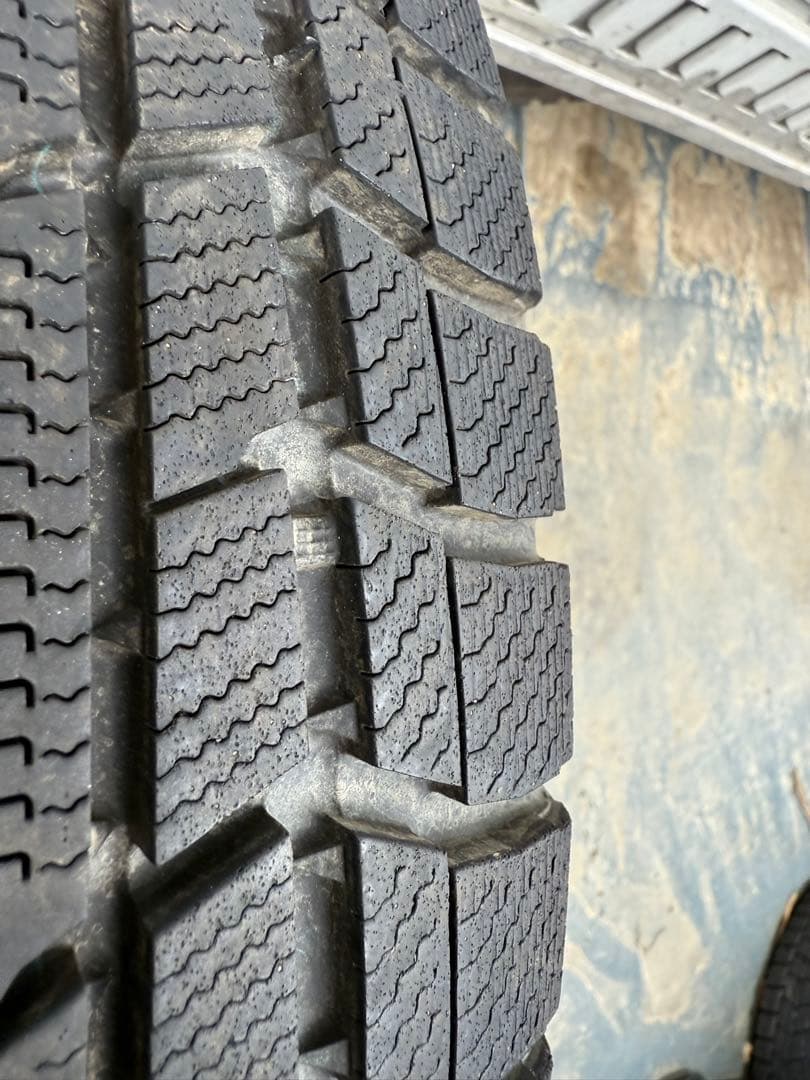 s_break様専用TOYOスタッドレス175／80R15 90Q深溝 - メルカリ