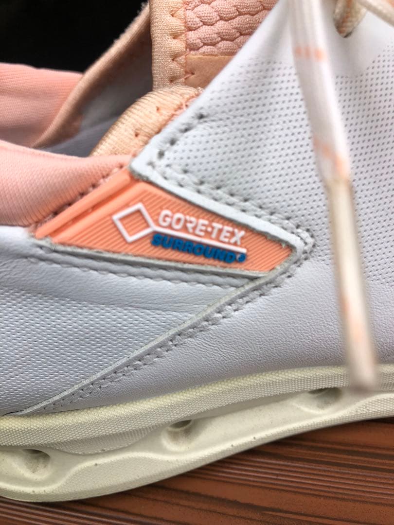 337番 美品ECCO ゴルフシューズ 37 23.5cm スパイクレス