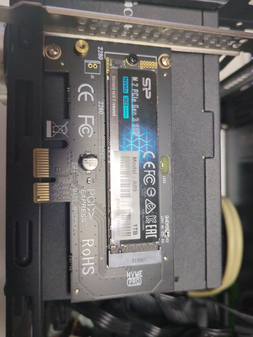 E5-2680v4 / 32GB / M4000 /SSD 1TB - メルカリ