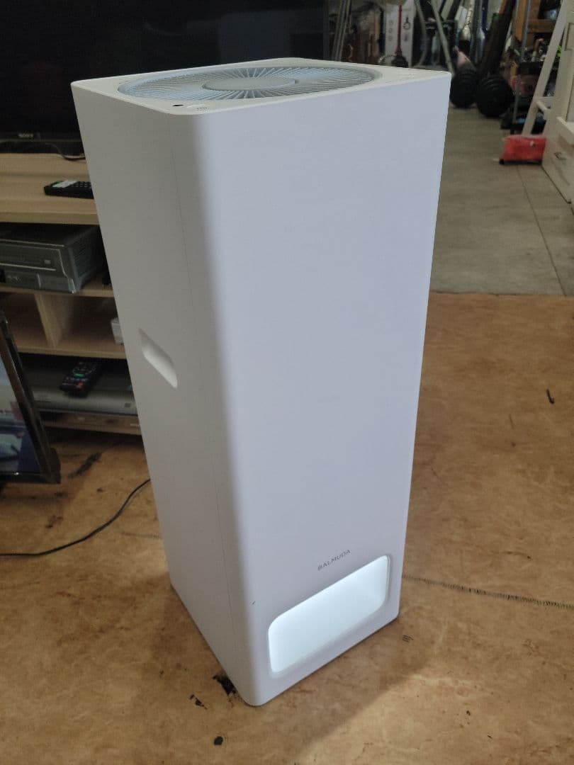 BALMUDA The Pure A01A-WH　バルミューダ　空気清浄機　中古 BALMUDA（バルミューダ） ［ BALMUDA The Pure A01A ］ 空気清浄機 ザ