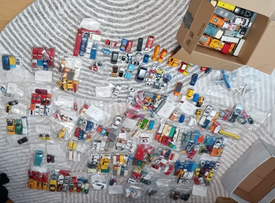価格交渉歓迎 マジョレッテ 等 約310台 ミニカー 航空機 まとめ セット