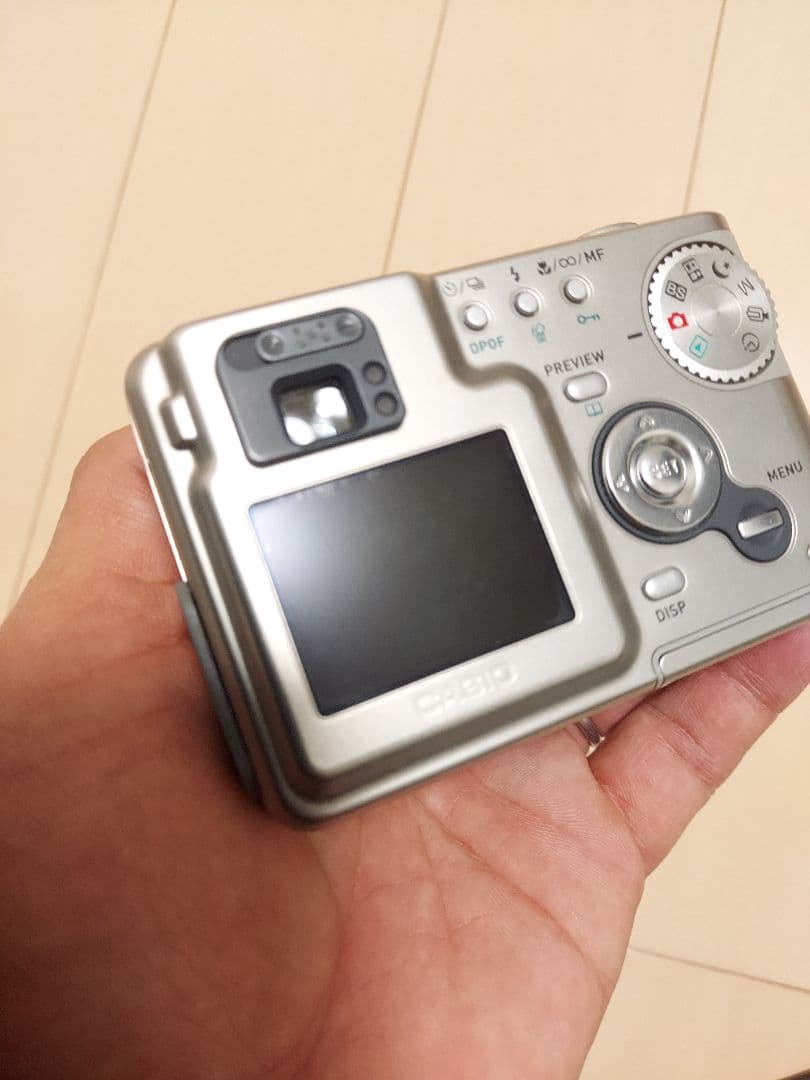 動作確認済み CASIO QV-R4 スマホ転送OK - メルカリ
