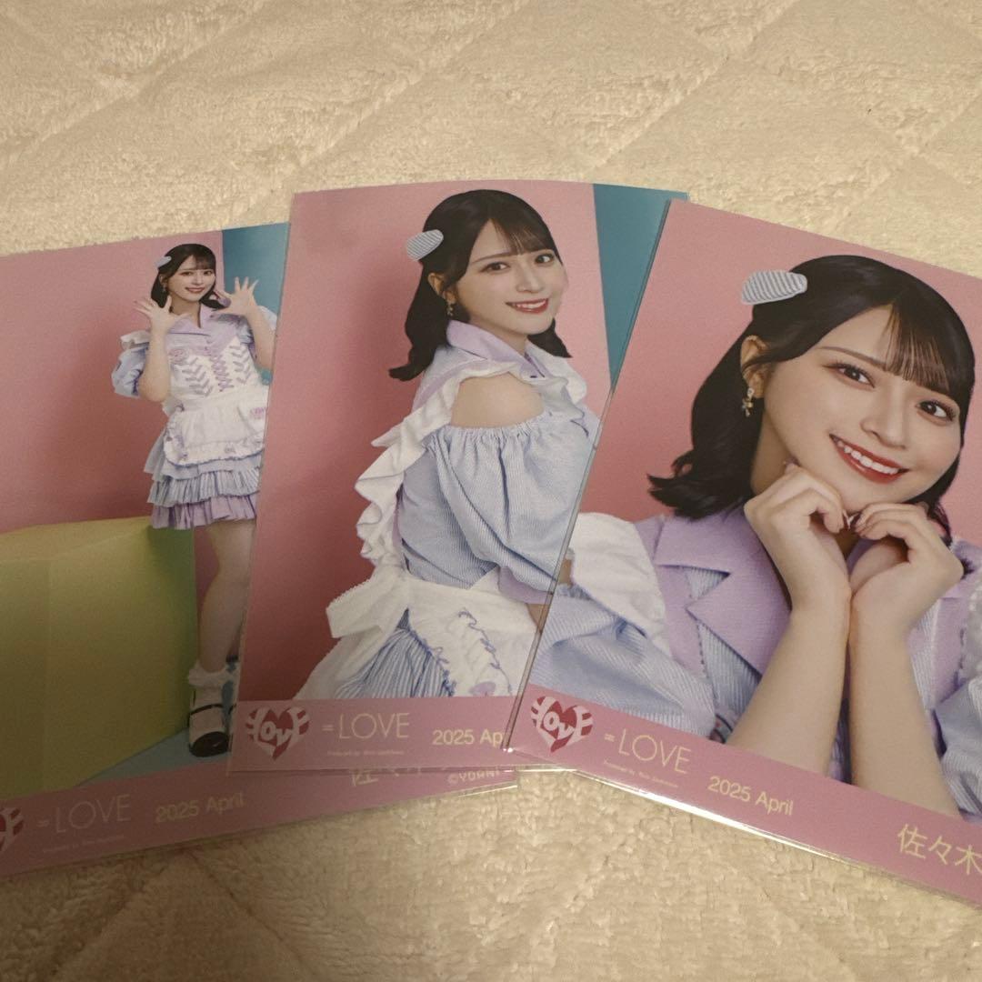 佐々木舞香ダイナー衣装直筆コンプ