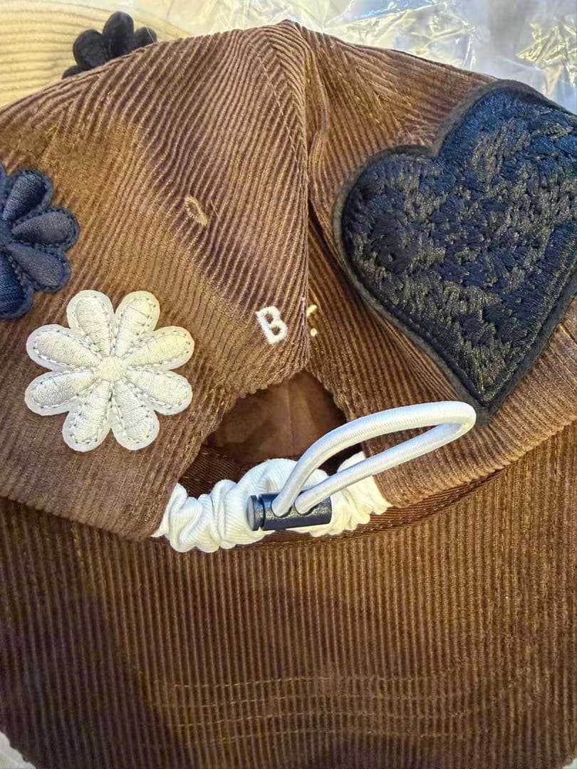 bibiy. ビビィ B. CLUB CAP