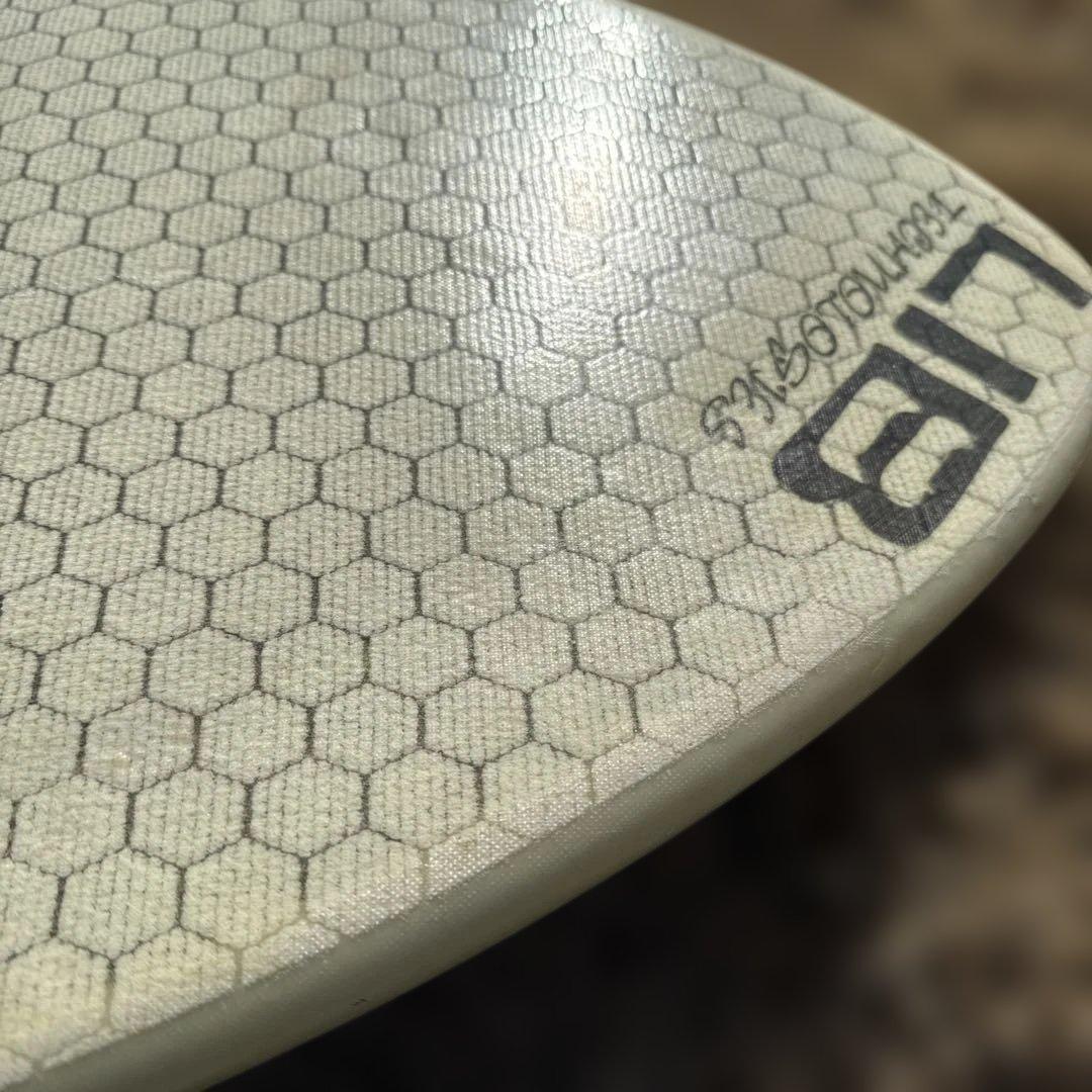 中古LIBTECH Crak'n（クラーケン）ウェイクサーフボード 2022年