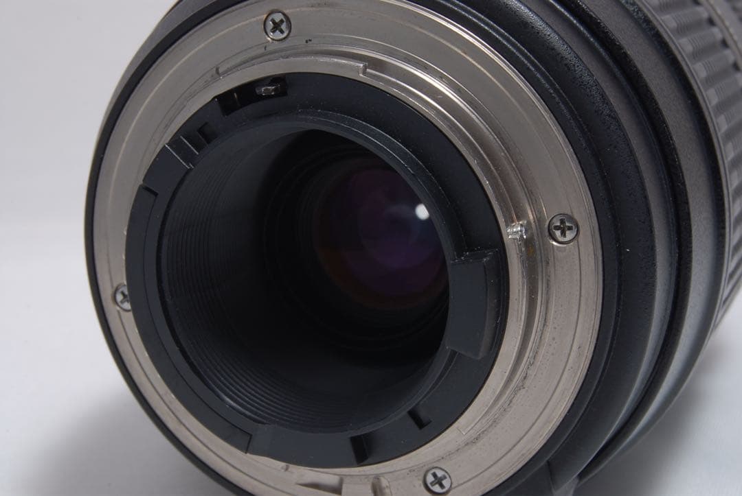 Tamron AF 70-300mm f/4-5.6 Nikon Fマウント用
