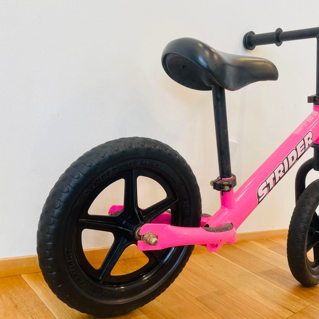 良品 ストライダー 12インチ キックバイク ピンク 桃色 - メルカリ