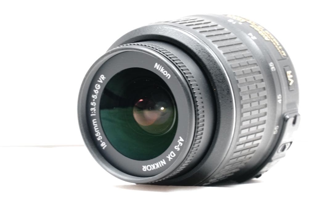 美品】Nikon D5000 完動品 一眼レフ スマホ転送 手ぶれ補正 - メルカリ