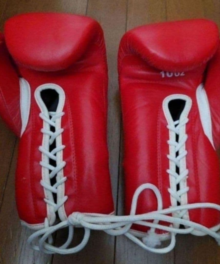 紐10 OZボクシンググローブ 10オンス MS-300-WHTBLK1 ウイニング ボクシンググローブ ひも式