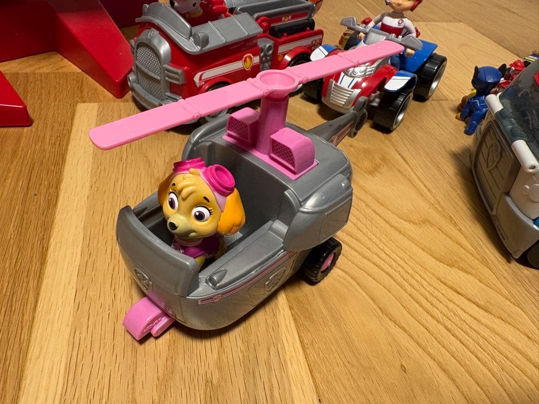 パウパトロールタワーとバウパトローラーとNintendo Switchソフト