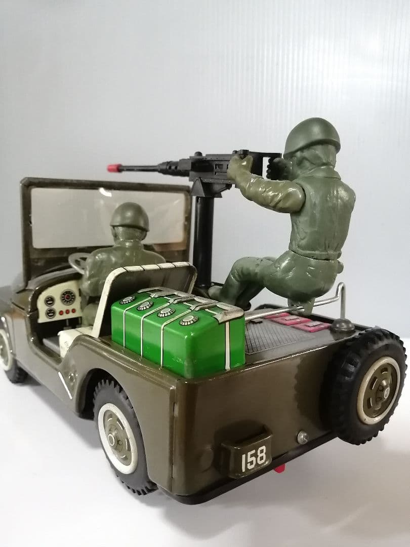 レンジャージープ　野村トーイ