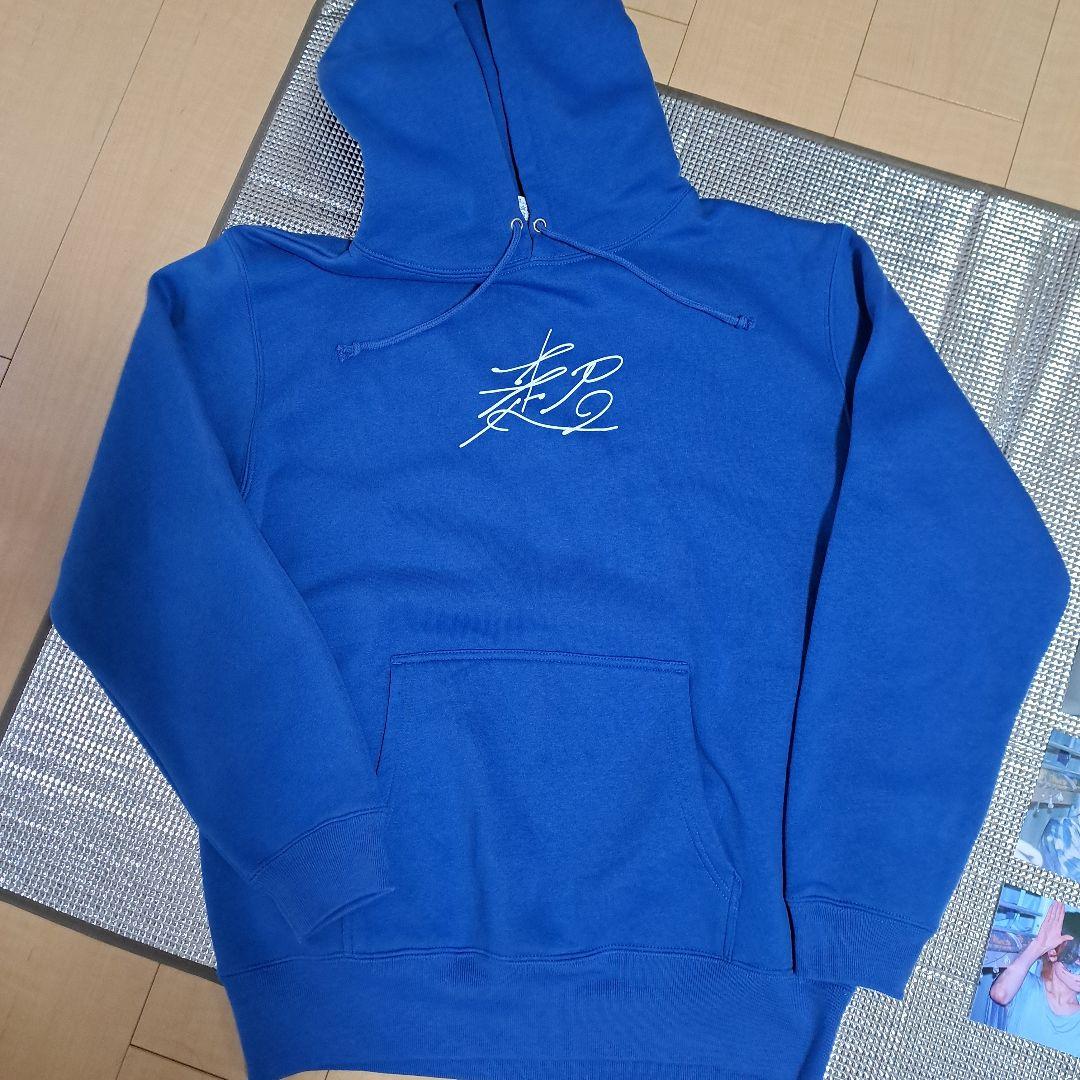 超学生　パーカー