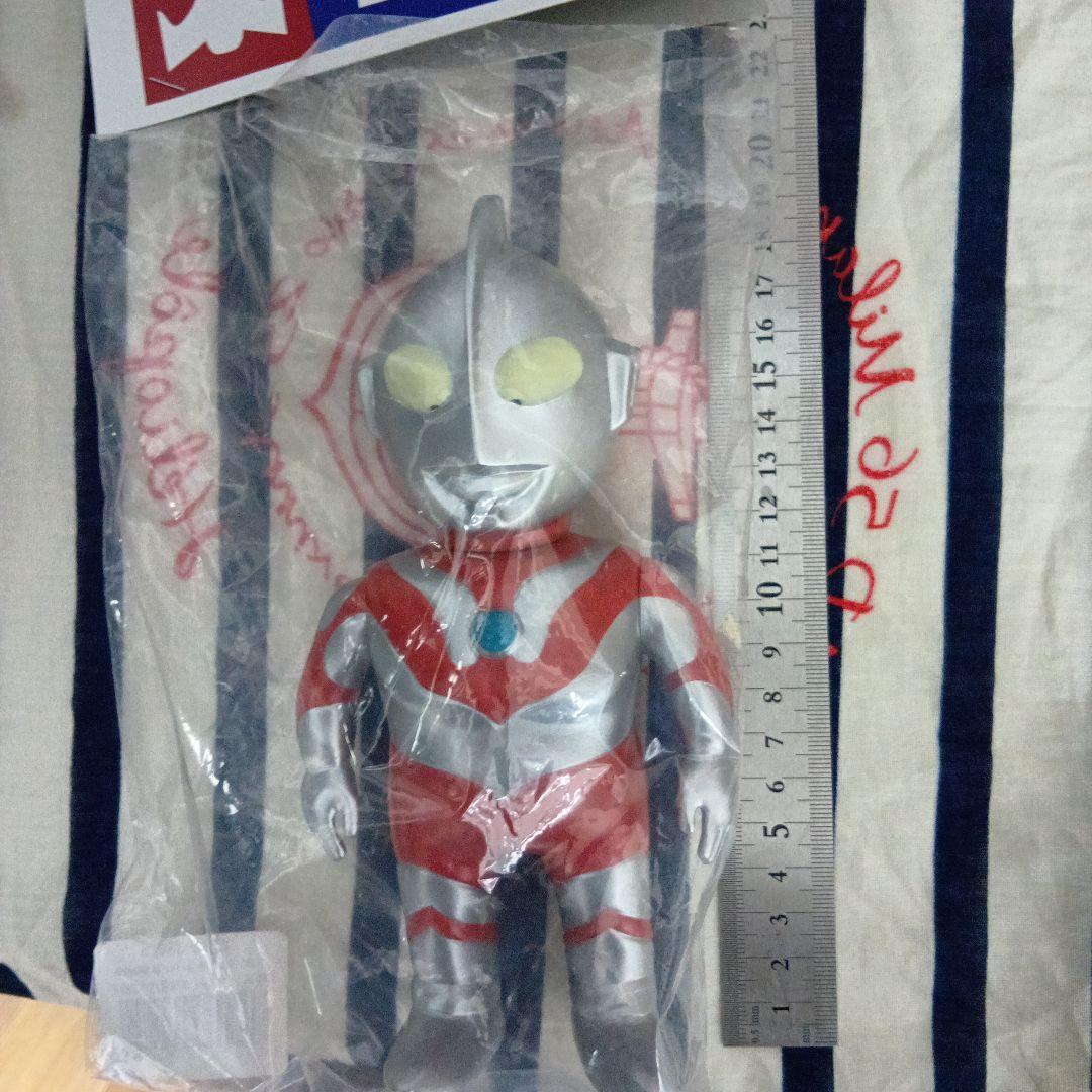 d*7様 空想世界のお友だちシリーズ ウルトラマン 墓場の画廊 ドリームロケット