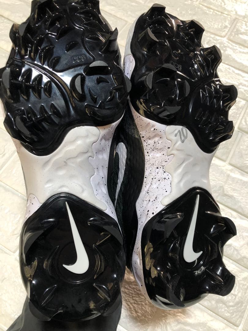 【新品国内未発売】25.5cm ナイキ アルファハラチエリート4 野球 スパイク