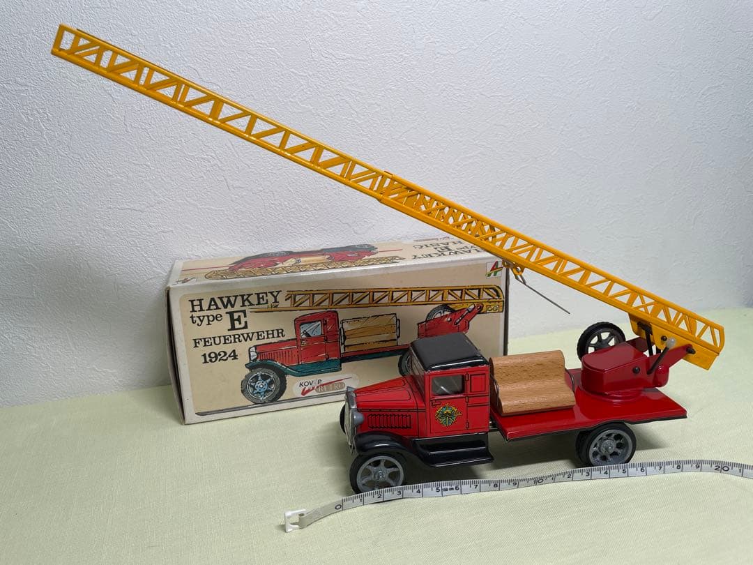 ブリキと合金製 Hawkey type E 消防車模型 1924年製 - メルカリ