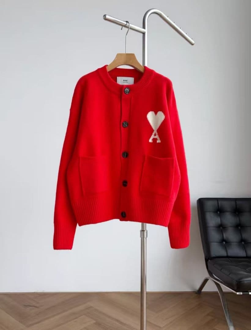 【美品】AMI PARIS レッド カーディガン ハート刺繍付き 楽天市場】ami paris アミパリス カーディガン RED ADC CARDIGAN